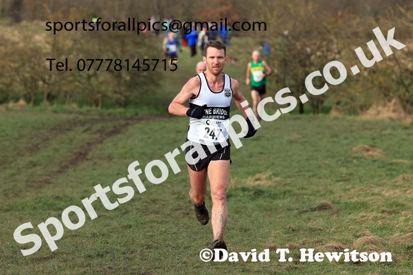 Mens 35 to 64, 2024 NEMAA Cross Country Champs., Wallsend. Photo: David T. Hewitson/Sports for All Pics